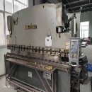 出售：4100南京液压板料折弯机。